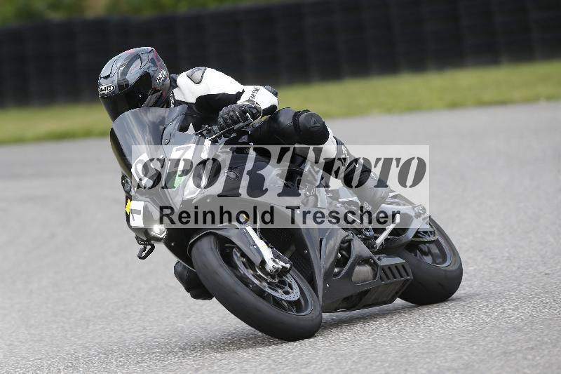 /24 08.06.2025 TZ Motorsport ADR/Gruppe gruen/107